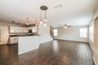 6907 S Goshawk Dr in Tucson, AZ - Building Photo - Building Photo