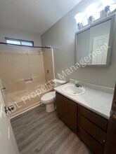 5055 S Washington Rd in Saginaw, MI - Building Photo - Building Photo