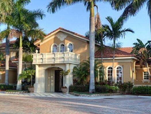 property at 1213 Villa Cir