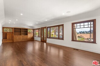 3432 Winslow Dr in Los Angeles, CA - Building Photo - Building Photo