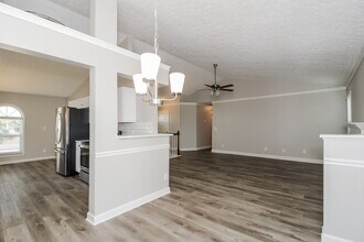 2579 Marleigh Farm Rd NW in Kennesaw, GA - Foto de edificio - Building Photo