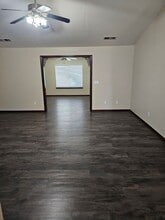 1724 E Ben Franklin Ave in Tulare, CA - Building Photo - Building Photo
