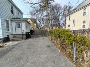 2331 Midland Ave in Syracuse, NY - Building Photo - Building Photo