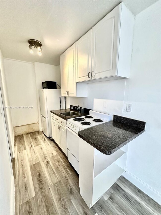 815 83rd St in Miami Beach, FL - Building Photo - Building Photo