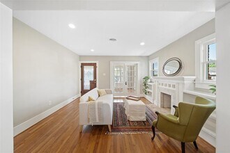 1139 Le Green St in Houston, TX - Building Photo - Building Photo
