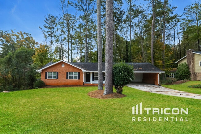 property at 4110 Jeffrey Dr SW