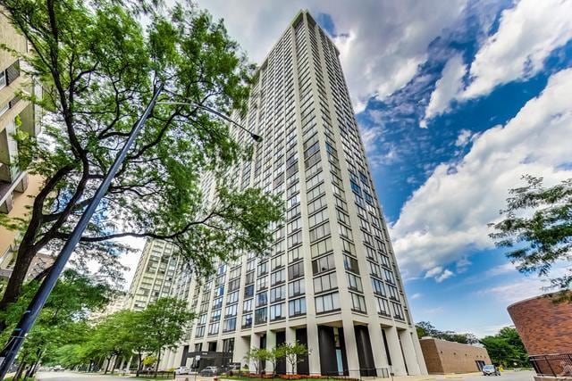 property at 5445 N Sheridan Rd