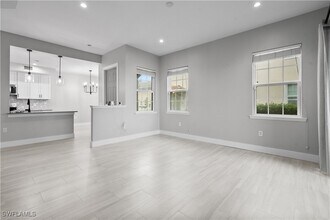 18268 Creekside Preserve Loop in Ft. Myers, FL - Building Photo - Building Photo