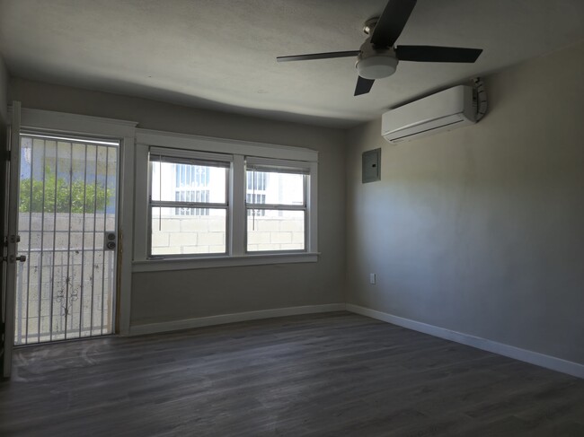 209 W Ave 26, Unit 211