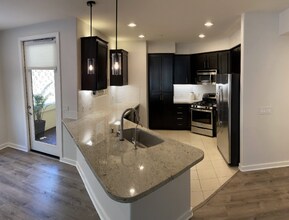 6630 Canopy Ridge Ln in San Diego, CA - Building Photo - Building Photo