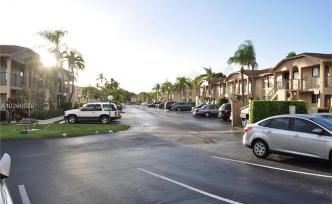 9413 Boca Cove Cir in Boca Raton, FL - Foto de edificio - Building Photo