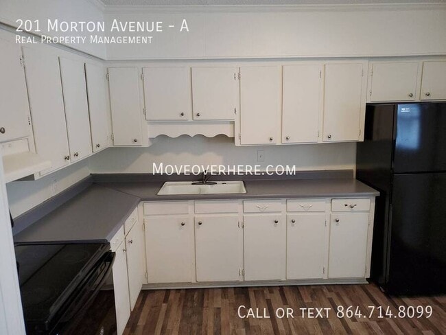 201 State Rd S-23-422 in Simpsonville, SC - Building Photo - Building Photo