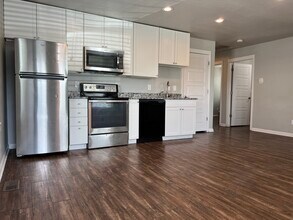 2106 Mesa Ave in Grand Junction, CO - Foto de edificio - Building Photo