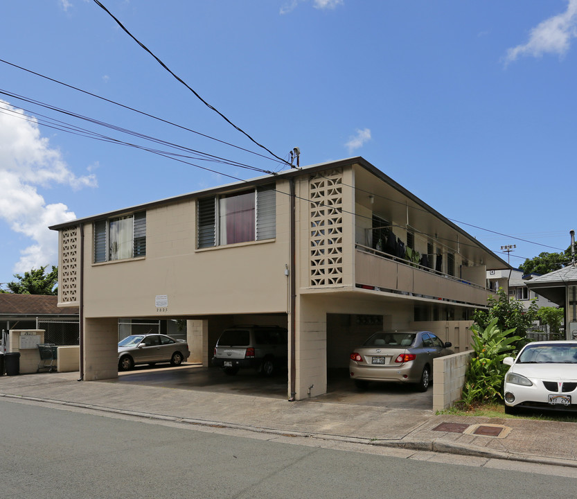 2825 Kihei Pl in Honolulu, HI - Building Photo