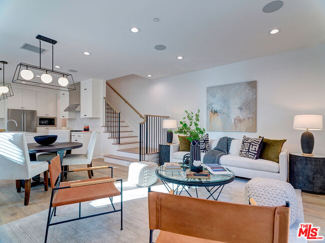 property at 10622 Ayres Ave