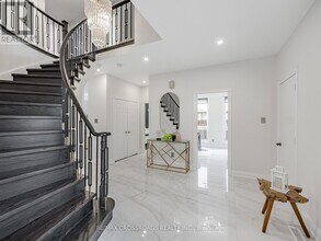 4469 Beacon Ln in Mississauga, ON - Building Photo - Building Photo