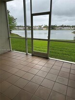 10720 NW 66th St in Doral, FL - Building Photo