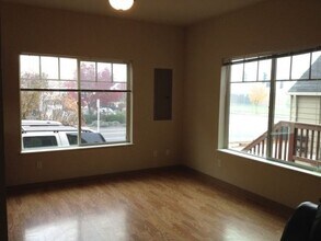 711-719 E 24th Ave in Eugene, OR - Building Photo - Building Photo