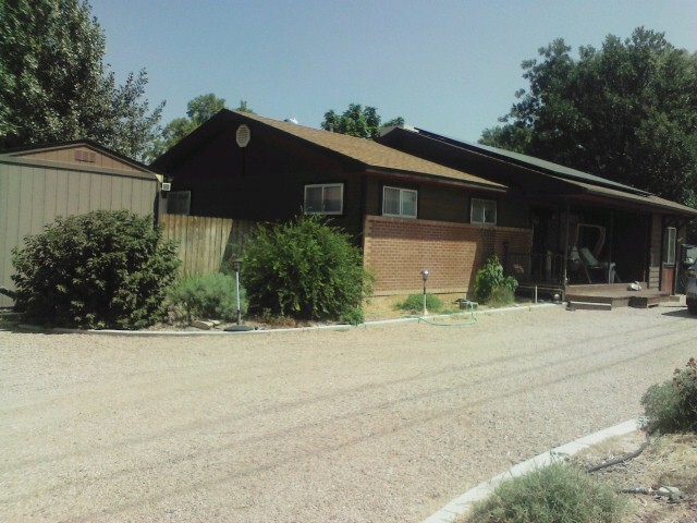 229 E Ottley Ave in Fruita, CO - Foto de edificio