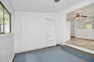 4401 Ridgeley Dr in Charlotte, NC - Foto de edificio - Building Photo