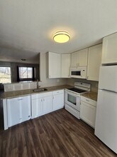 5721 W 92nd Ave in Westminster, CO - Foto de edificio - Building Photo