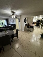13870 SW 62nd St, Unit 206 in Miami, FL - Building Photo - Building Photo