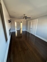 216 Orange Ave, Unit Right unit in Irvington, NJ - Building Photo - Building Photo