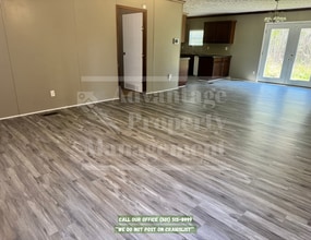 204 Burgess Ln in Greenbrier, AR - Building Photo - Building Photo