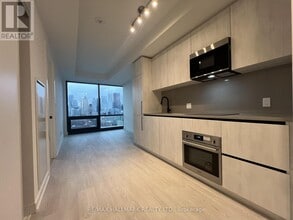 35 Parliament St in Toronto, ON - Building Photo - Building Photo