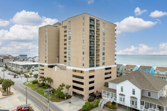 Beachwalk Villas in North Myrtle Beach, SC - Building Photo - Building Photo