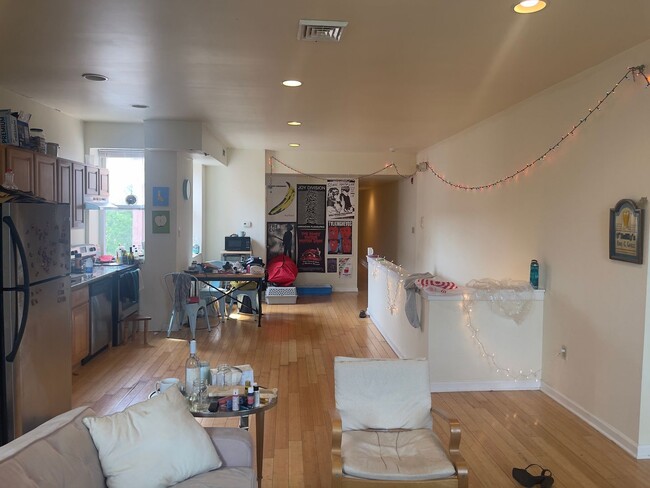 1532 N 17th St-Unit -3 in Philadelphia, PA - Building Photo - Building Photo