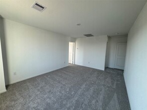 6839 Flowering Ginger Ln in Katy, TX - Building Photo - Building Photo