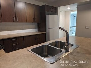 45561 Yale Rd in Chilliwack, BC - Building Photo - Building Photo