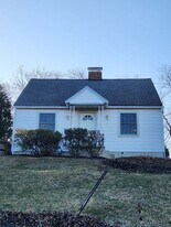 344 Woodland View Dr in York, PA - Building Photo