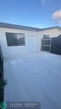 1275 NW 188th St in Miami, FL - Building Photo - Building Photo