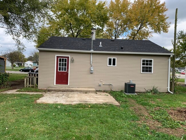 709 Flintridge Dr in Fairborn, OH - Building Photo - Building Photo