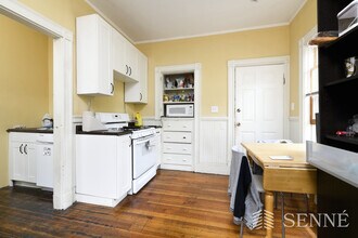 26 Porter St, Unit 1 in Cambridge, MA - Foto de edificio - Building Photo