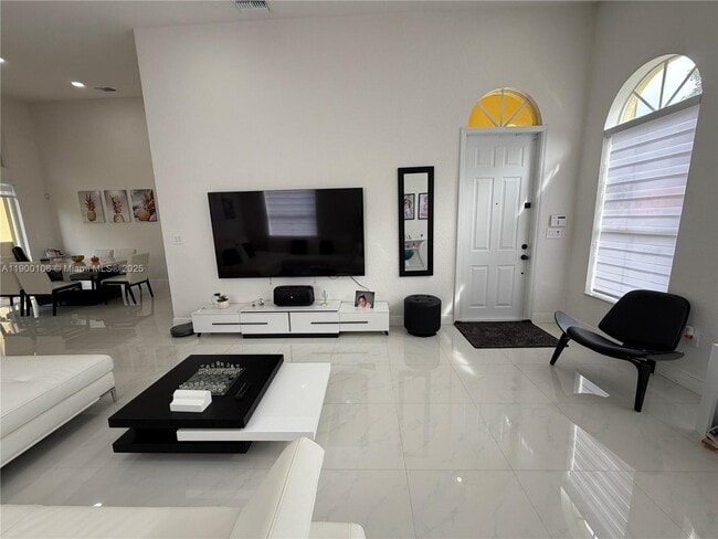 2330 SW 132nd Wy in Miramar, FL - Building Photo - Building Photo
