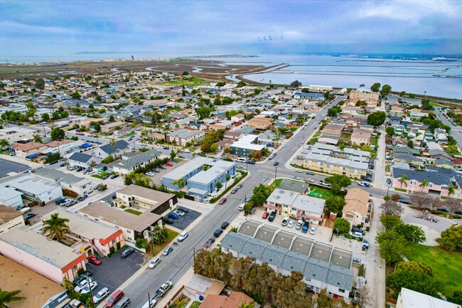 Calla Ave Apartments in Imperial Beach, CA - Building Photo - Building Photo