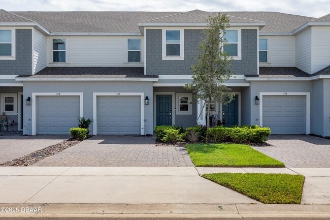 property at 326 Riverfront Wy