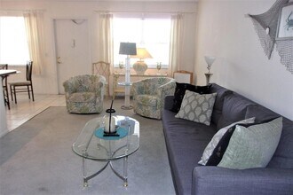 1225 NW 21st St, Unit 2512 in Stuart, FL - Foto de edificio - Building Photo