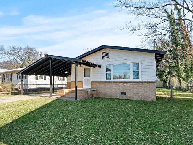 property at 206 Stone St NW