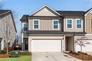 624 Spadina Rd in Marietta, GA - Building Photo