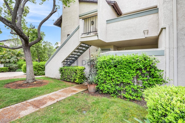 39 Exeter in Irvine, CA - Building Photo - Building Photo