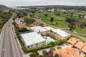 Tres Verde in Carlsbad, CA - Building Photo - Building Photo