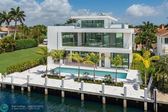 2506 Sea Island Dr in Fort Lauderdale, FL - Building Photo - Building Photo