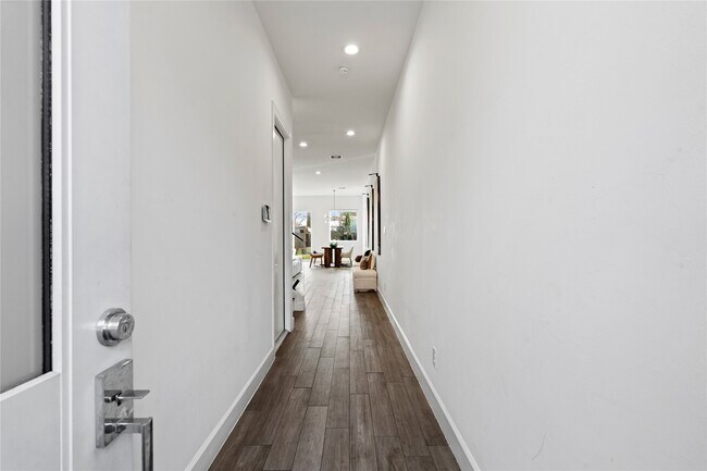 6819 Rocinante Ln in Houston, TX - Building Photo - Building Photo