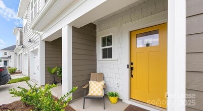 9100 Bluedale Rd in Charlotte, NC - Building Photo - Building Photo