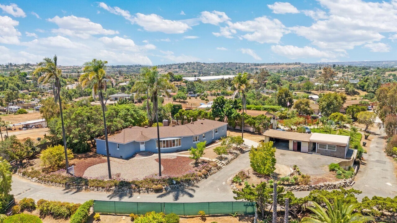 2530 Pruett Dr in Vista, CA - Building Photo