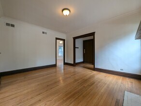 2659 N Saint Louis Ave, Unit 3449-1 in Chicago, IL - Building Photo - Building Photo